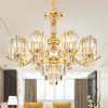 Đèn chùm trang trí cao cấp, kết hợp pha lê lấp lánh và chi tiết kim loại tinh xảo, mang lại vẻ đẹp hiện đại và sang trọng cho phòng khách, biệt thự hay sảnh lớn