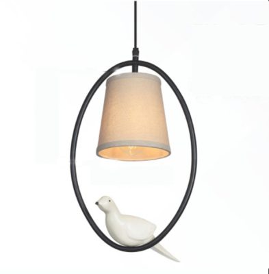 Đèn thả trần đem đến sự kết hợp hoàn hảo giữa công năng chiếu sáng và tính thẩm mỹ. Ánh sáng ấm áp, bền bỉ, giúp không gian thêm phần sang trọng, hiện đại và gần gũi