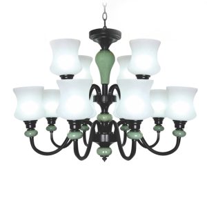 Đèn chùm trang trí cao cấp, kết hợp pha lê lấp lánh và chi tiết kim loại tinh xảo, mang lại vẻ đẹp hiện đại và sang trọng cho phòng khách, biệt thự hay sảnh lớn