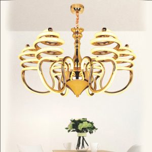 Đèn thả trang trí cao cấp, kết hợp pha lê lấp lánh và chi tiết kim loại tinh xảo, mang lại vẻ đẹp hiện đại và sang trọng cho phòng khách, biệt thự hay sảnh lớn