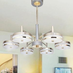 Đèn chùm trang trí cao cấp, kết hợp pha lê lấp lánh và chi tiết kim loại tinh xảo, mang lại vẻ đẹp hiện đại và sang trọng cho phòng khách, biệt thự hay sảnh lớn