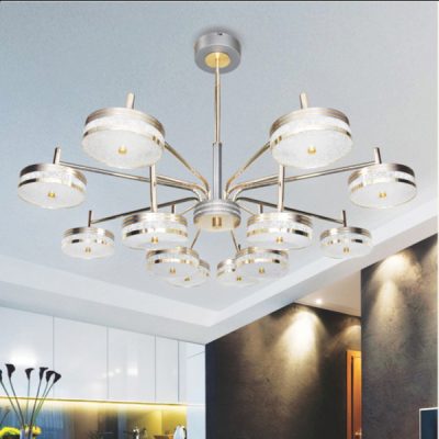 Đèn chùm trang trí cao cấp, kết hợp pha lê lấp lánh và chi tiết kim loại tinh xảo, mang lại vẻ đẹp hiện đại và sang trọng cho phòng khách, biệt thự hay sảnh lớn