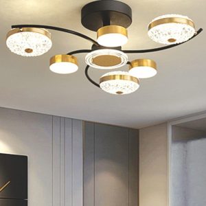 Đèn chùm trang trí cao cấp, kết hợp pha lê lấp lánh và chi tiết kim loại tinh xảo, mang lại vẻ đẹp hiện đại và sang trọng cho phòng khách, biệt thự hay sảnh lớn